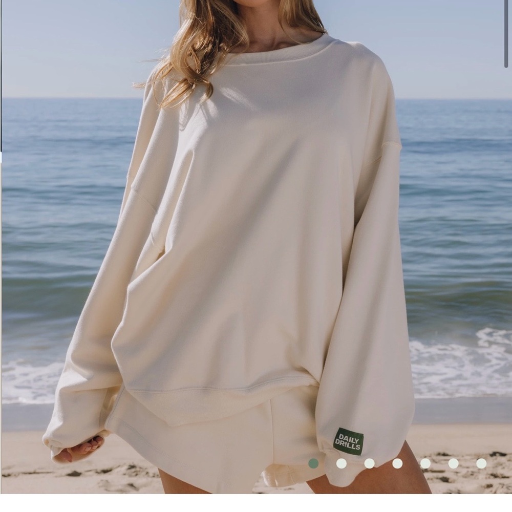 Daily Drills Sand Reversible Sweatshirt